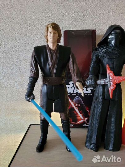 Коллекционные фигурки Hasbro Star Wars Marvel 30см