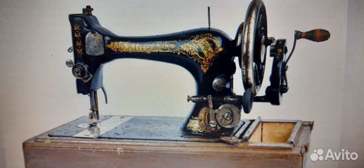 Швейная машинка сингер