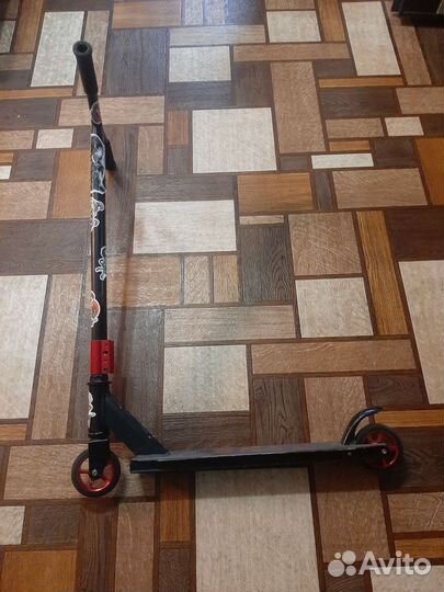 Трюковой самокат