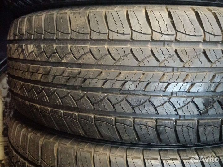 Michelin Latitude Tour 265/65 R17
