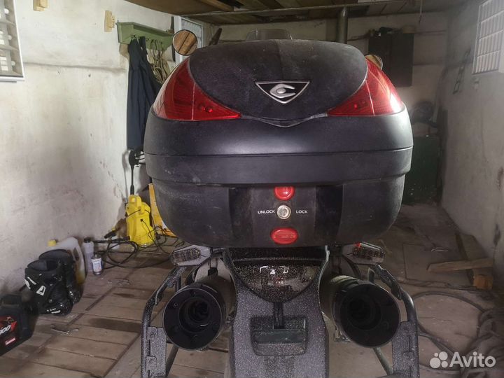 Кофр задний для мотоцикла