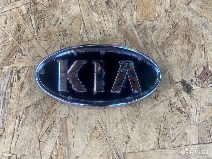Эмблема kia rio 3