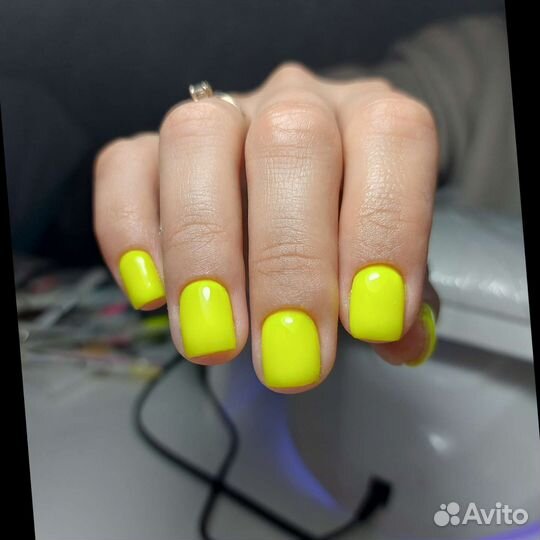 Маникюр и педикюр