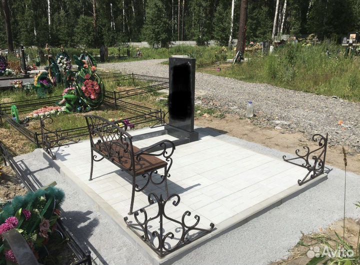 Памятники гранитные. Установка, благоустройства