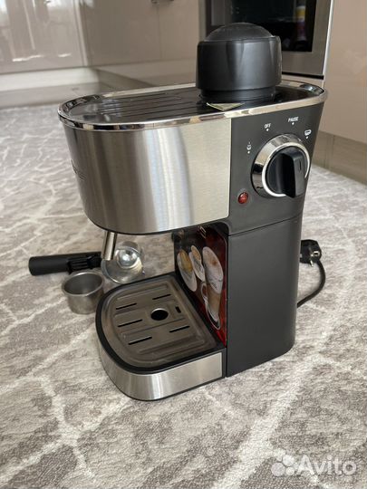 Кофеварка рожковая Polaris рсм 4009