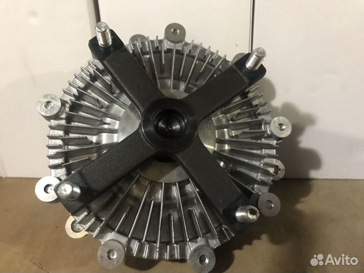 Вискомуфта Hyundai HD65 HD72 HD78 D4DD