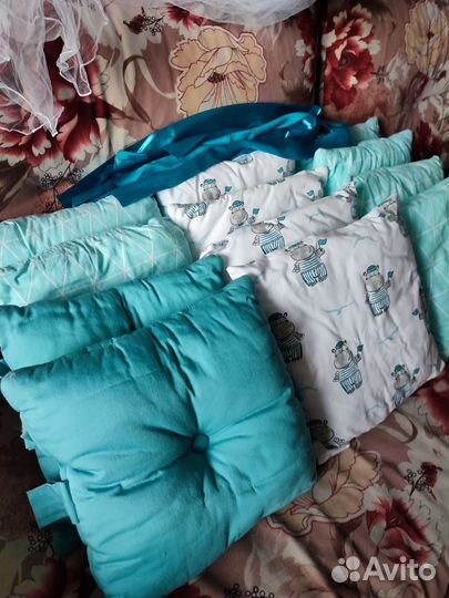 Бортики и балдахин в кроватку