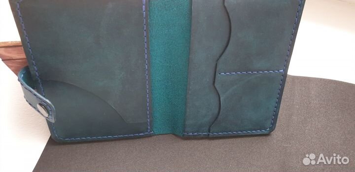 Обложка на паспорт из натур. кожи; ручная работа