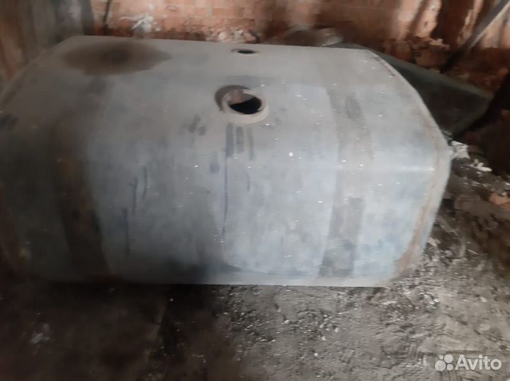 Топливный бак Renault 5010230917 450л 105х60х75