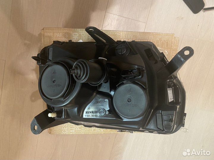 Фара левая4*2 арт260600069r/решетка радиатора хром