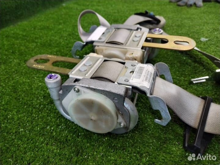 Ремни безопасности передние Chrysler 300C седан