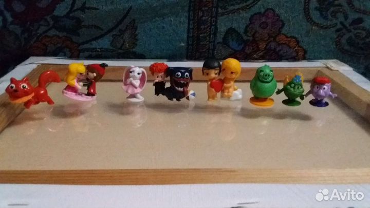 Игрушки из киндера 90х