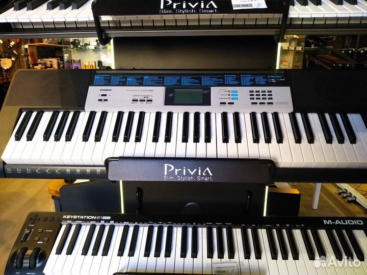 Синтезатор Casio LK-136