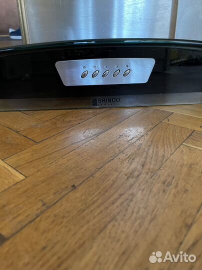 Вытяжка в кухню Shindo