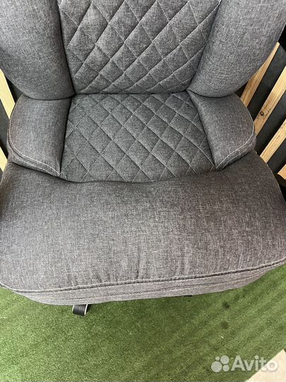 Компьютерное кресло новое