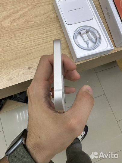 iPhone 12, 128 ГБ