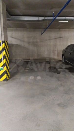 Машиноместо, 18 м²