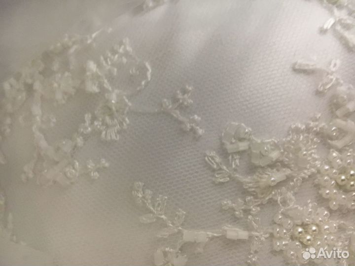 Свадебное платье Rosalli с фатой и перчатками