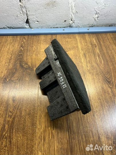 Карман багажника задний правый Volvo Xc90