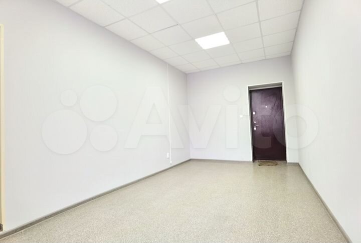 Офис 27 м с водой на 1-м этаже из 2-х кабинетов