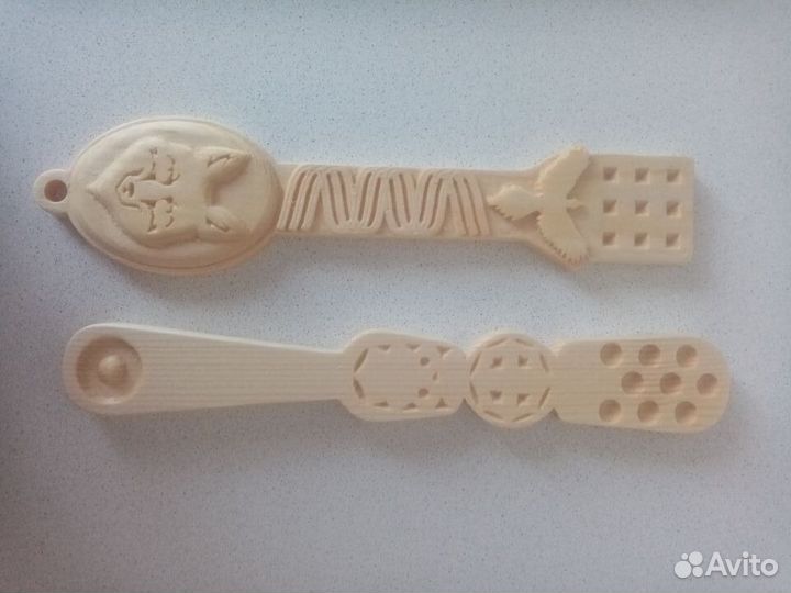 Ложка девятиглазка