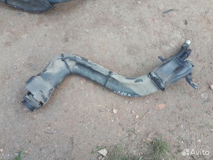 Горловина топливного бака Hyundai Solaris 1