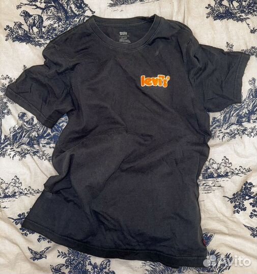 Футболка levis
