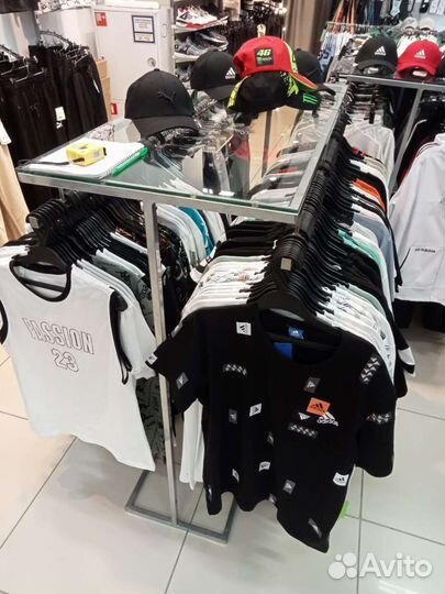 Стойка для одежды