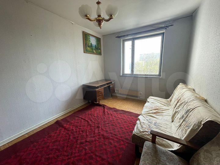 Комната 12 м² в 3-к., 8/16 эт.