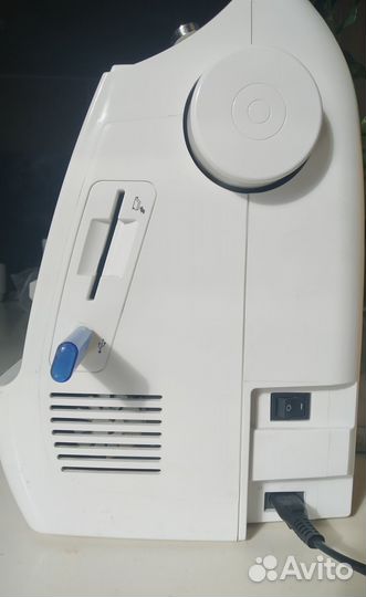 Вышивальная машина Brother innov-'IS 750E