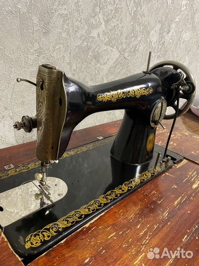 Швейная машинка