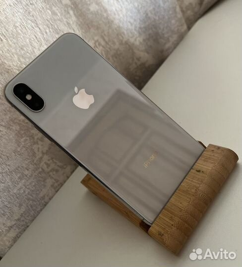 iPhone X, 64 ГБ