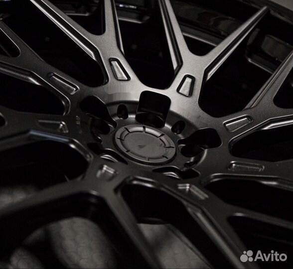 Диски кованые R20 5x112 на BMW 5 Series G30