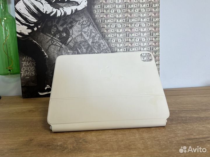 iPad Magic Keyboard White для iPad pro 11