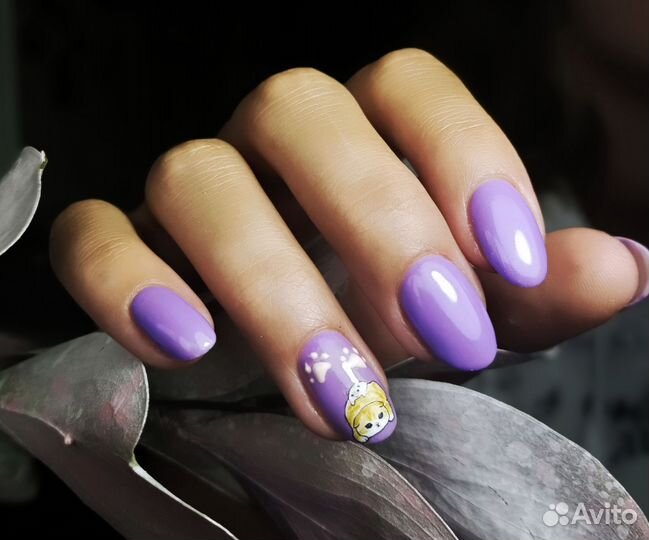 Модель на маникюр