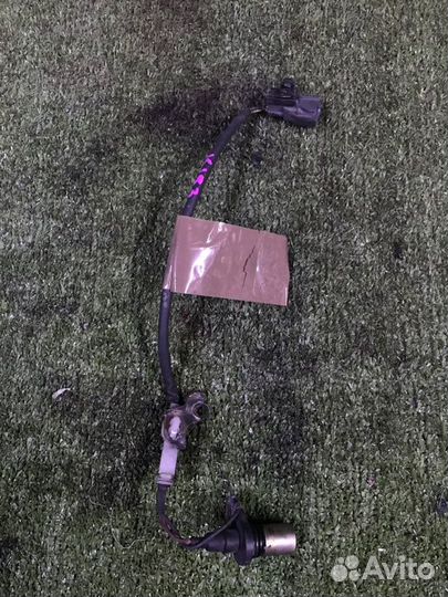 Датчик положения коленвала Toyota Avensis ZZT251