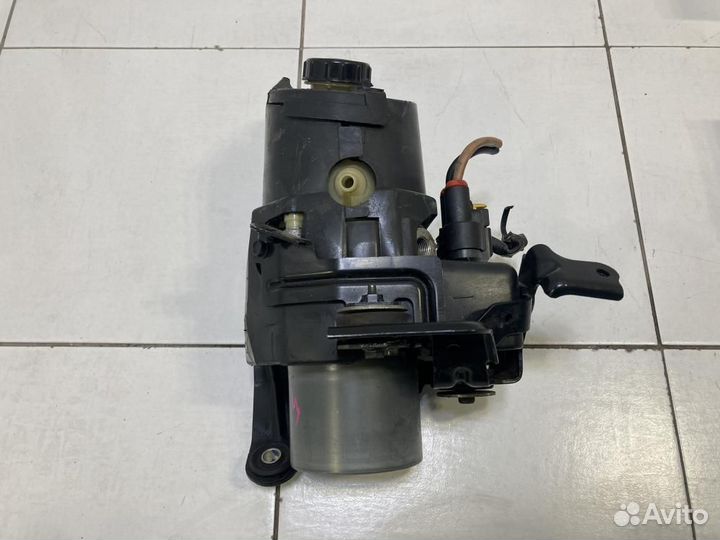 Гур Насос гидроусилителя Infiniti Q50 I (2013—2017