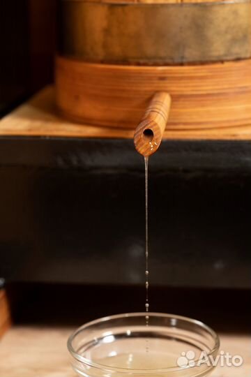 Сыродавленное настоящее чистое масло из бочонка