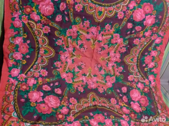 Платок оригиналШерсть,Япония,scarf