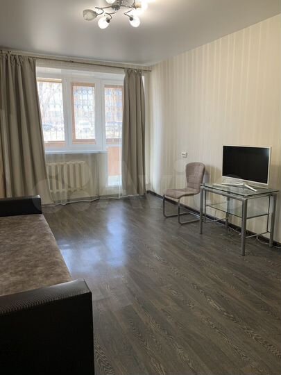 1-к. квартира, 38 м², 1/9 эт.