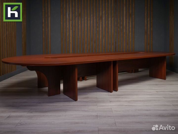 Стол для переговорной