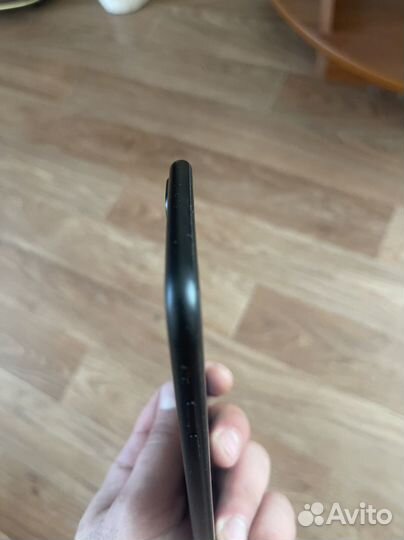 Телефон iPhone 7 plus