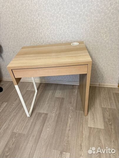 Письменный стол IKEA