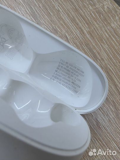 Зарядный кейс для наушников Honor