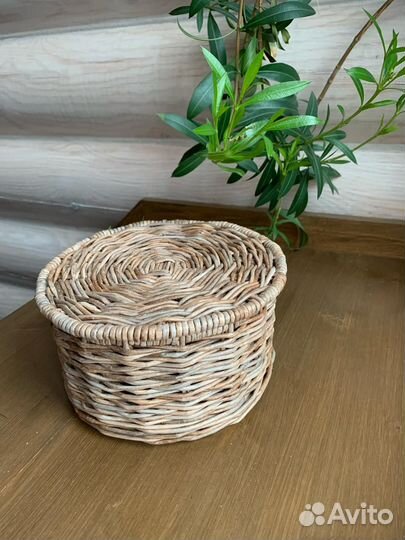 Бокс для хранения из бумажной лозы