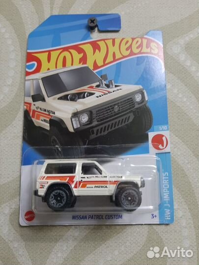 Hot wheels машинки