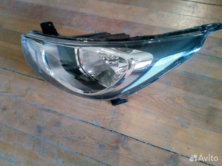 Фара левая Хендай Солярис 10-14 г. в