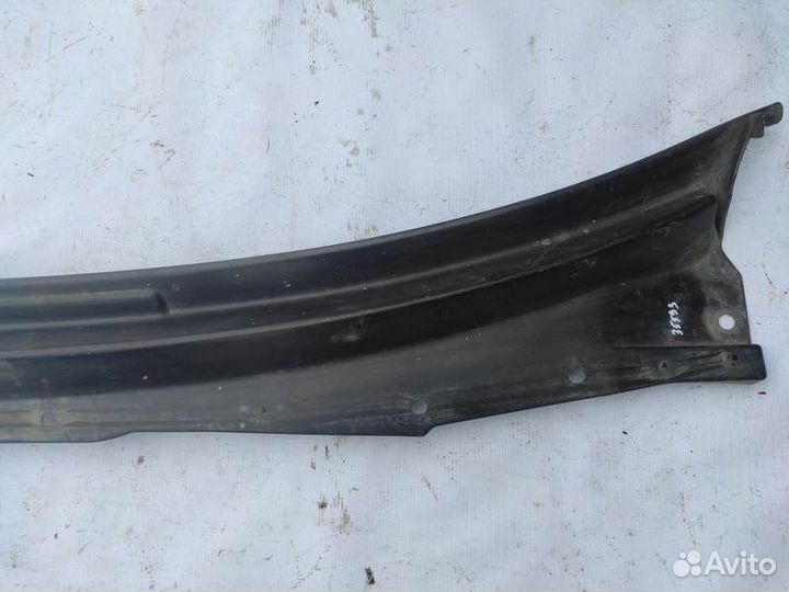 Решетка стеклоочистителей Nissan Cefiro A32 (1994—