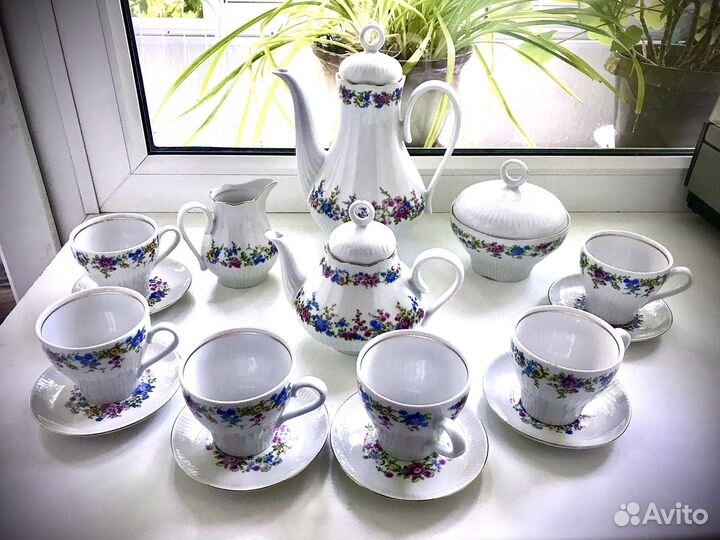 Сервиз чайный - кофейный. Производство гдр