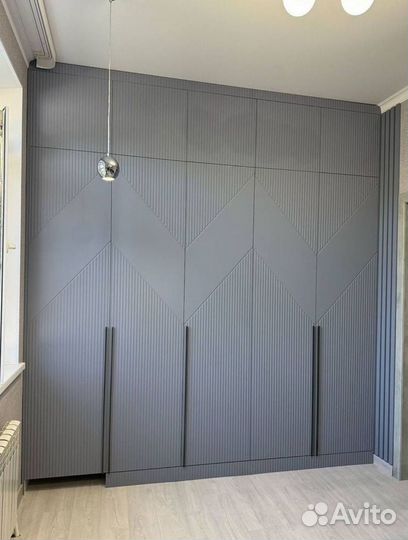 Шкафы на заказ/ гардеробные любой сложности